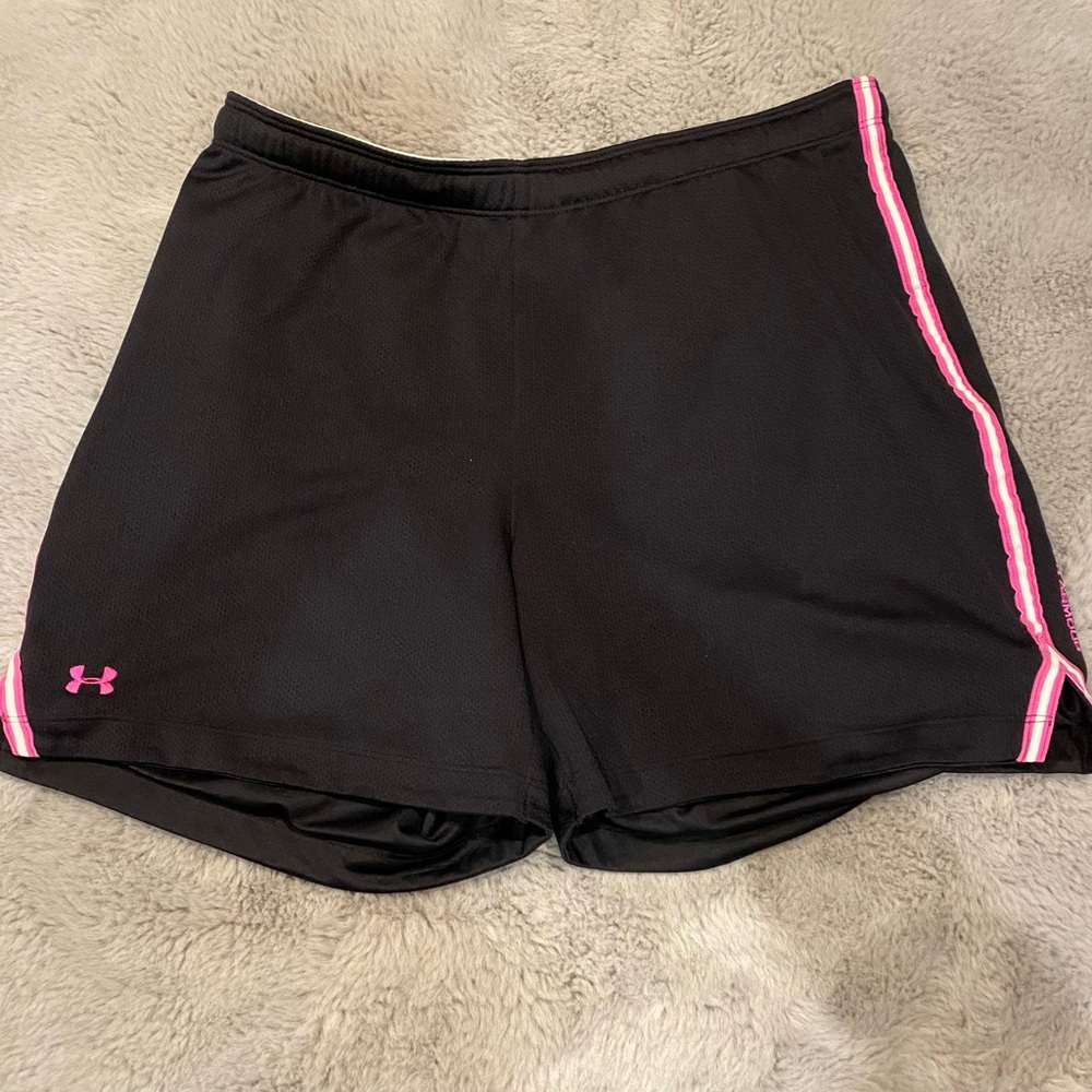 Under Armour women’s Heat gear athletic shorts